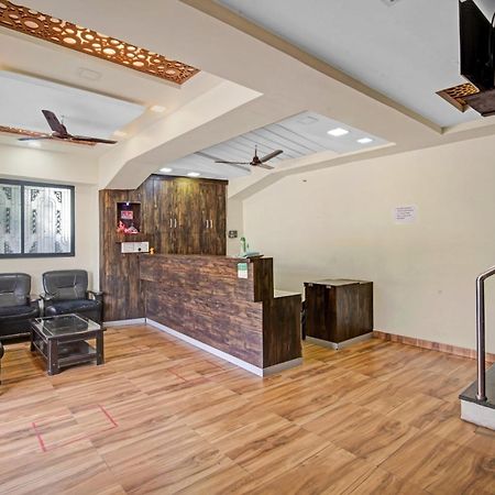 Townhouse 700 Hotel Krishna. 那格浦尔 外观 照片