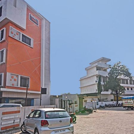 Townhouse 700 Hotel Krishna. 那格浦尔 外观 照片