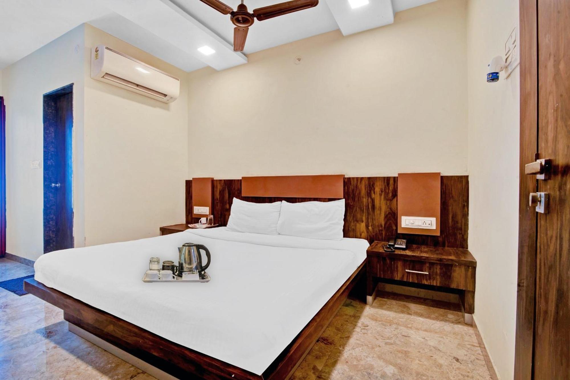 Townhouse 700 Hotel Krishna. 那格浦尔 外观 照片
